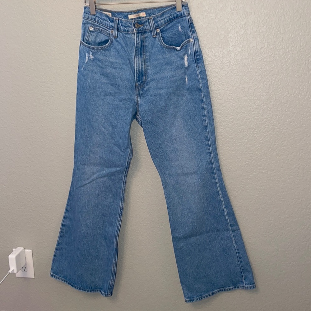 Levi’s 70s high rise flare